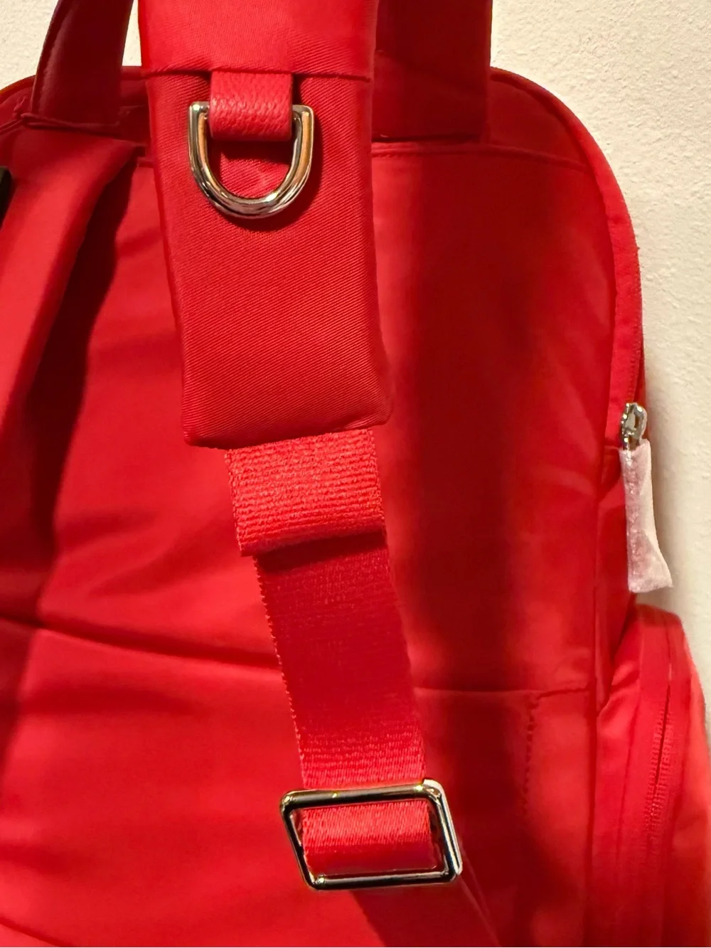 TUMI Red Voyageur 16